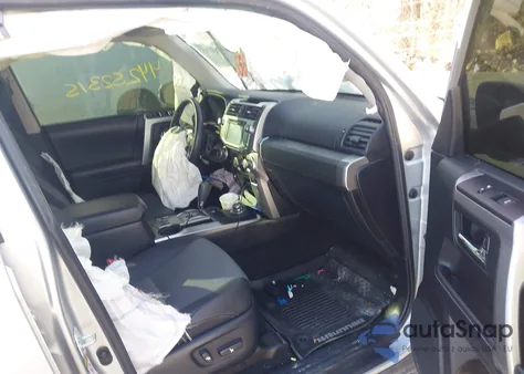 2019 Toyota 4Runner Sr5 Premium z USA, uszkodzony, nr VIN JTEBU5JR0K5653811